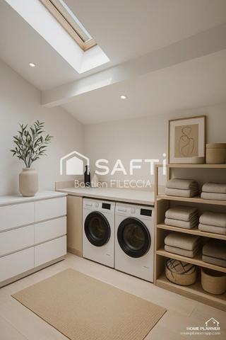 Située au coeur de Carbonne, centre ville à pied