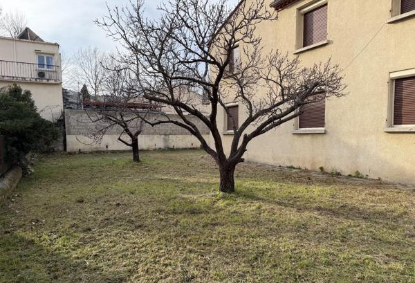 À vendre - Maison traditionnelle, 6 pièces située à Céret (66400)