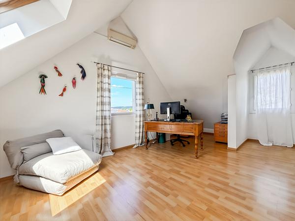 Maison 7 pièces avec terrain de 630 m² Igny  DPE C