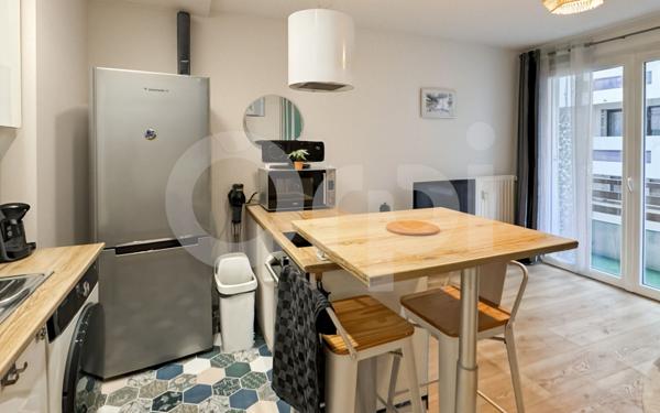 Appartement à vendre    1 pièce • 23 m2 Toulon