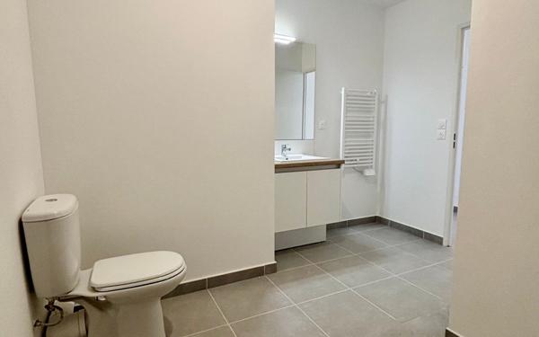 Appartement à vendre    3 pièces • 59,18 m2 Balaruc-les-Bains