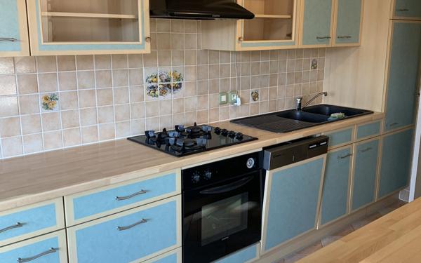 Appartement à vendre    5 pièces • 90,45 m2 Carros