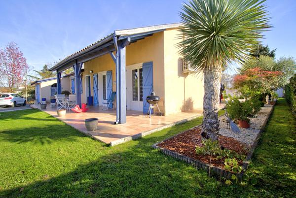 BRAX - Maison de plain-pied de 135m² avec terrasse, garage et jardin quartier calme !