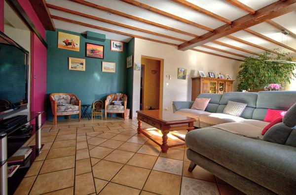 BRAX - Maison de plain-pied de 135m² avec terrasse, garage et jardin quartier calme !