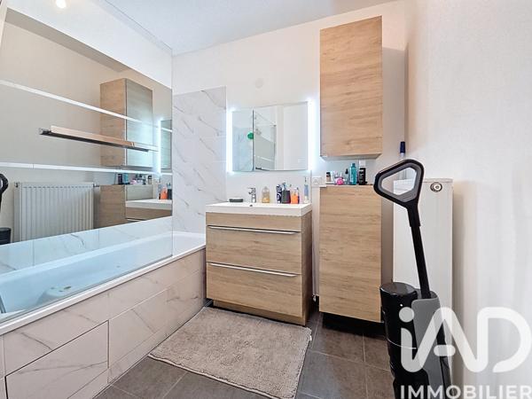 Appartement à vendre 3 pièces 65 m² Rosny-sous-Bois