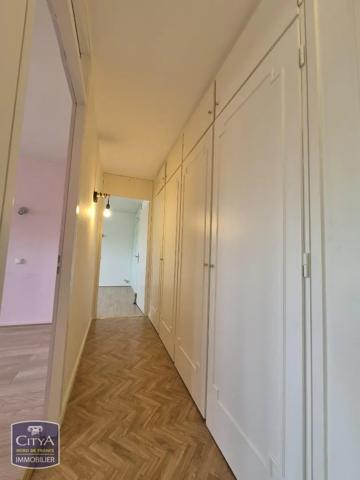 Appartement à louer 4 pièces 105.68m² Tourcoing (59200)