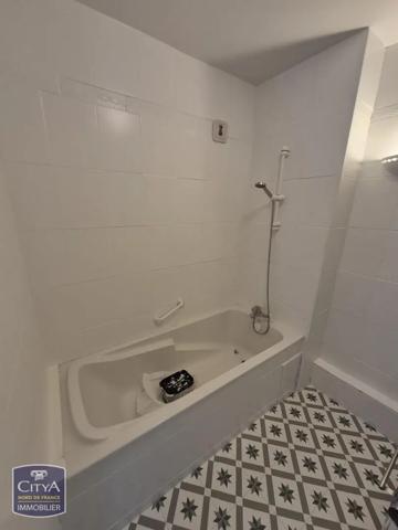 Appartement à louer 4 pièces 105.68m² Tourcoing (59200)