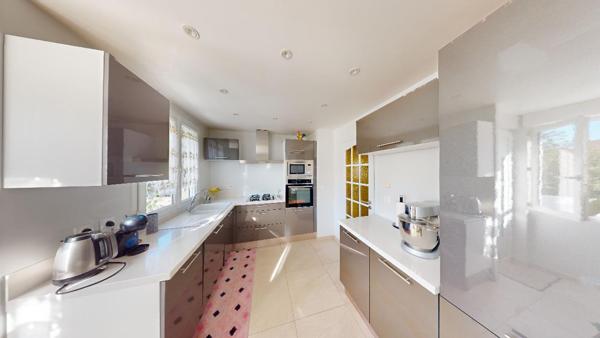 Maison 3 chambres + bureau sans travaux