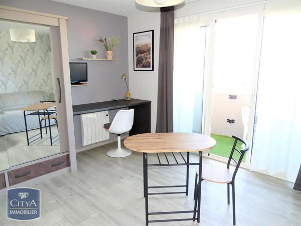 Appartement à louer 1 pièce 24.66m²
