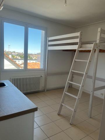 Secteur calme Studio de 15.8 m² AV DES TERRASSES