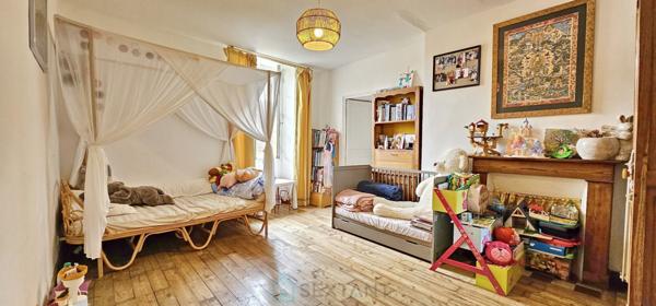 Dans la Bastide de Domme maison de 142 m²