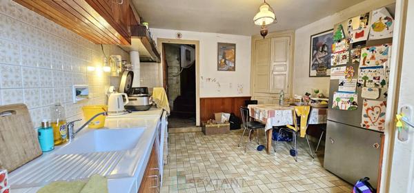 Dans la Bastide de Domme maison de 142 m²