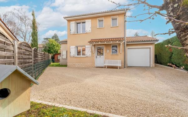 Maison à vendre    4 pièces • 104 m2 Lentilly