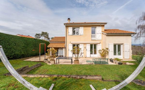 Maison à vendre    4 pièces • 104 m2 Lentilly