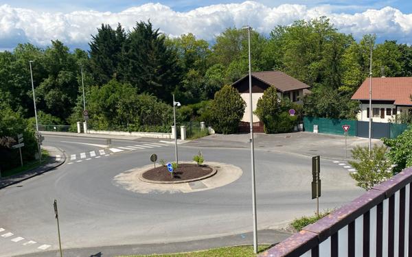 Appartement à louer    1 pièce • 26,39 m2 Gaillard