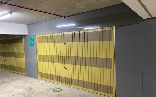 Stationnement à louer    Antibes