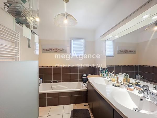 Maison à HIREL, 35120 - 4 pièces 80m²