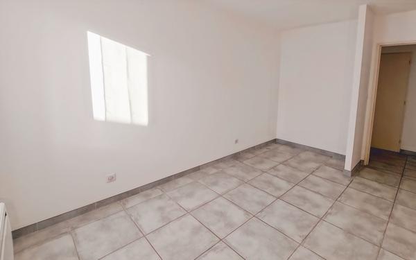 Maison à vendre    4 pièces • 82 m2 Pierrevert