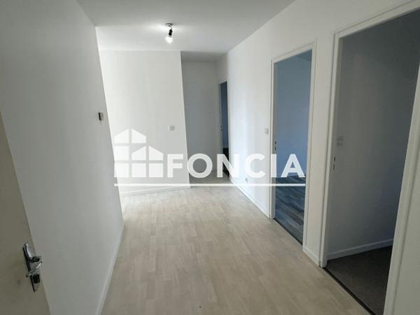 Location Appartement 4 pièces 77.1 m² - 53 RUE TOUFAIRE Rochefort Sur Mer 17300