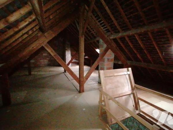 EXCLUSIVITE TRENTE CINQ NOTAIRES !! à 7 minutes à pied du centre bourg, venez découvrir cette t...