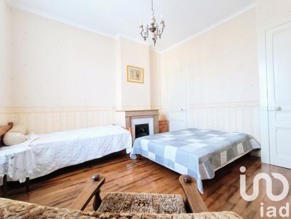 House for sale 4 rooms 90 m² Saint-Chamond