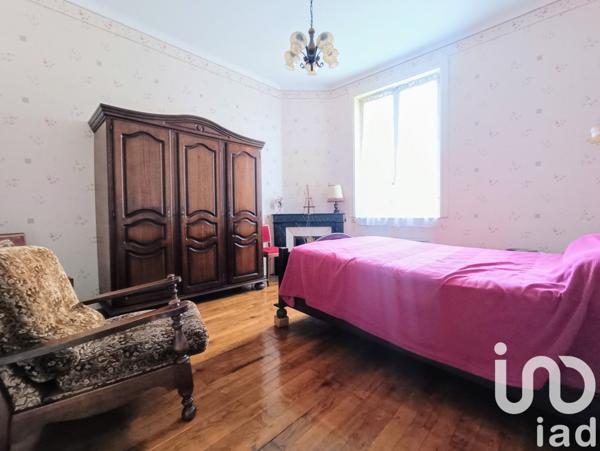 House for sale 4 rooms 90 m² Saint-Chamond