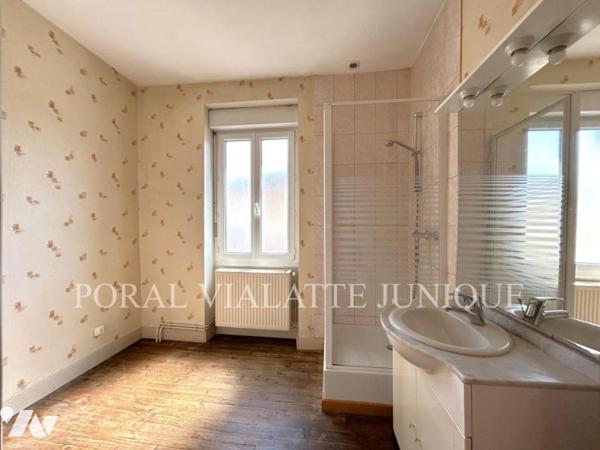 Maison de village T4