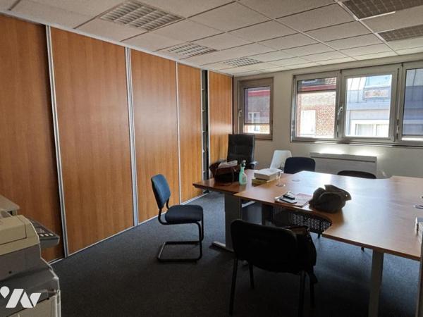 LILLE rue de Canteleu - Bureaux d'env. 166m² + 5 parkings