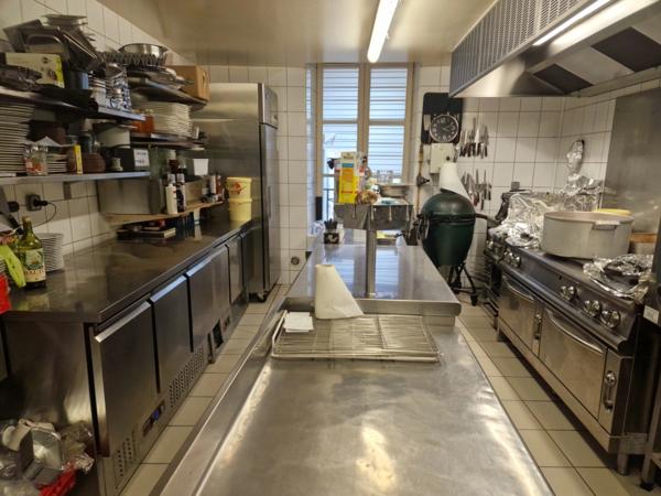 Dpt Vosges (88), à vendre proche de VITTEL & NEUFCHATEAU MURS & FONDS BAR RESTAURANT IMMEUBLE