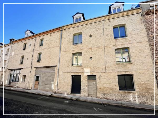 APPARTEMENT REFAIT A NEUF - EXPO PLEIN SUD - 5 FENETRES - GRANDE PIECE DE VIE - 1 CHAMBRE