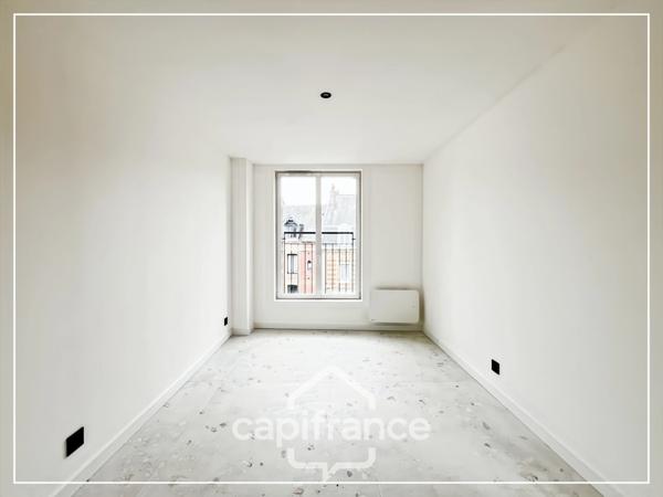 APPARTEMENT REFAIT A NEUF - EXPO PLEIN SUD - 5 FENETRES - GRANDE PIECE DE VIE - 1 CHAMBRE