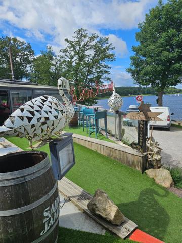 Vente murs et fonds de commerce Restaurant / Bar / Glacier / Pizzeria au bord du lac de Bouzey