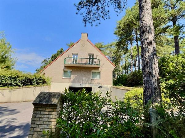 GOLF DES PINS - VILLA 250M2 / 6 CHAMBRES - GARAGE 6 VOITURES