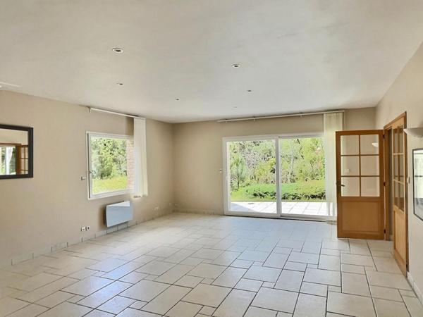 GOLF DES PINS - VILLA 250M2 / 6 CHAMBRES - GARAGE 6 VOITURES