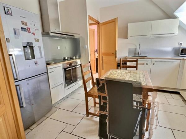 GOLF DES PINS - VILLA 250M2 / 6 CHAMBRES - GARAGE 6 VOITURES