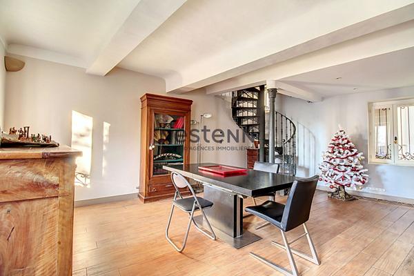 Vitrolles Village, Maison T5 avec 4 chambres, terrasse, garage au vieux village