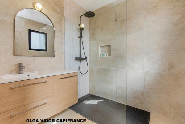 Dpt (), à vendre GRAU D'AGDE villa P6 195 m² avec piscine, garage, suites parentales