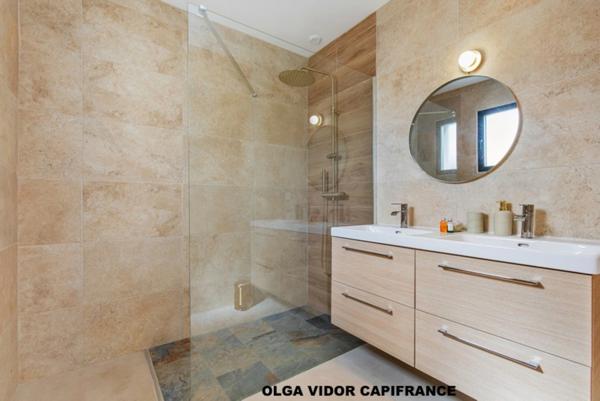 Dpt (), à vendre GRAU D'AGDE villa P6 195 m² avec piscine, garage, suites parentales