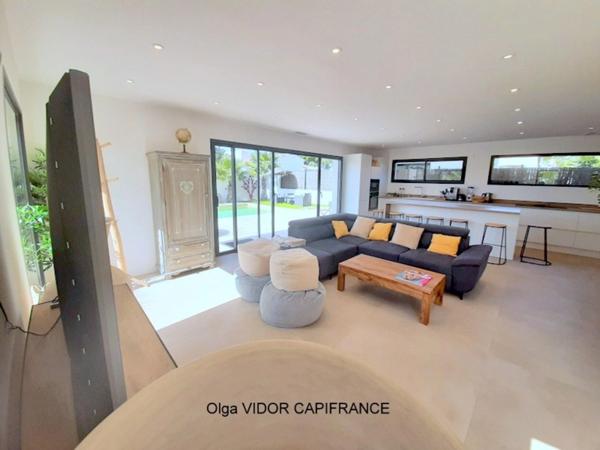 Dpt (), à vendre GRAU D'AGDE villa P6 195 m² avec piscine, garage, suites parentales
