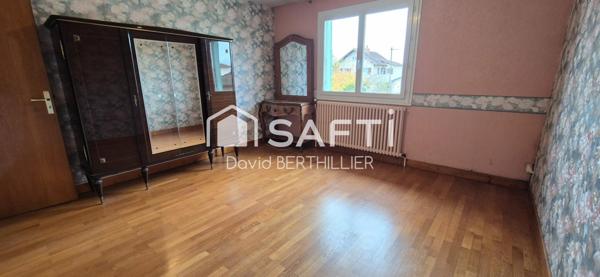 Maison 160 m² à ST DENIS LES BOURG