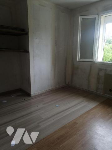 TRES PROCHE ST PIERRE EN AUGE-THIEVILLE