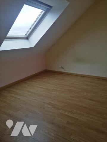 TRES PROCHE ST PIERRE EN AUGE-THIEVILLE
