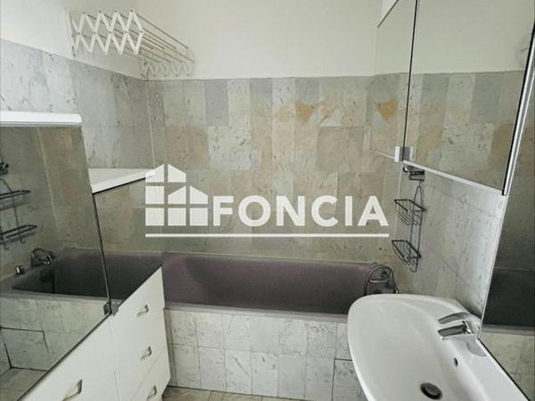 Location Studio 26.04 m² - 24 RUE DES GRAVIERS Neuilly Sur Seine 92200