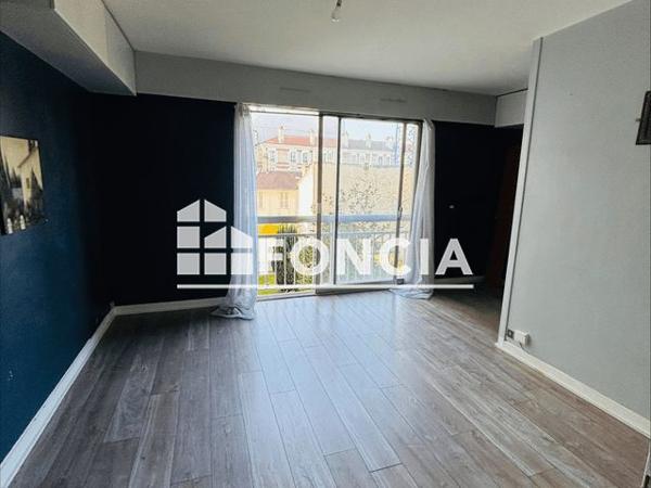 Location Studio 26.04 m² - 24 RUE DES GRAVIERS Neuilly Sur Seine 92200