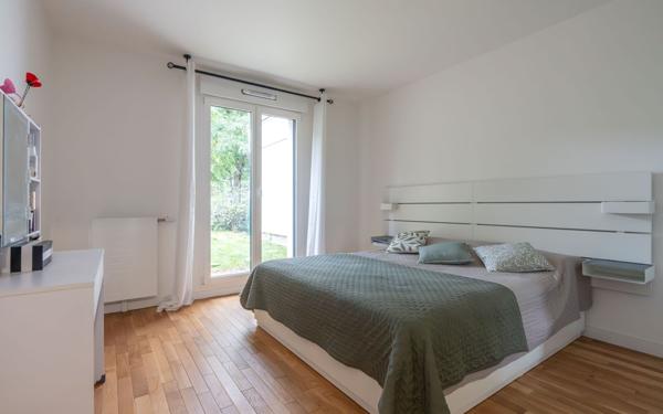 Appartement à vendre    3 pièces • 73,34 m2 Saint-Maur-des-Fossés