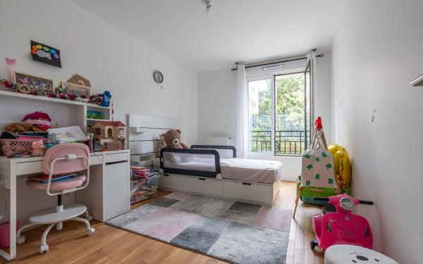 Appartement à vendre    3 pièces • 73,34 m2 Saint-Maur-des-Fossés