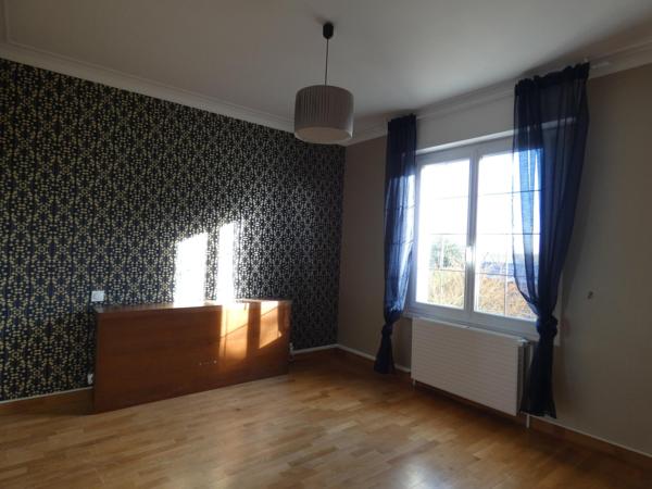 Maison à ECOUVES, 61250 - 6 pièces 155m²