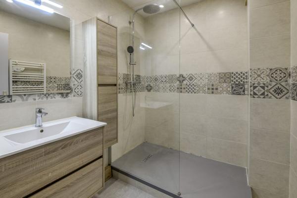 Adam, charmant Duplex Lumineux et Spacieux