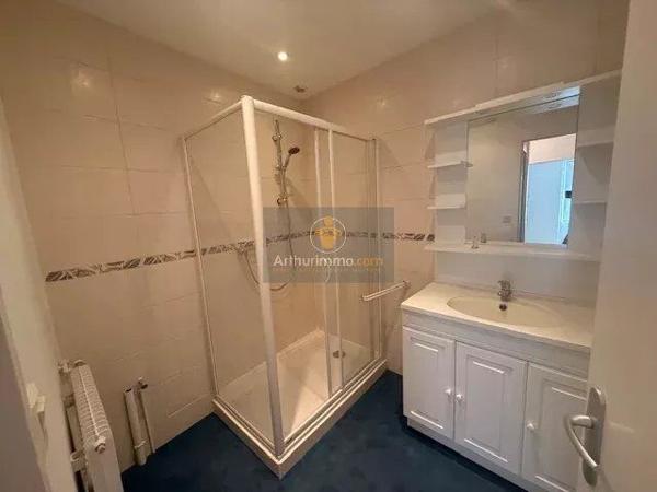 Location Appartement 2 pièces 49 m2 à Langres