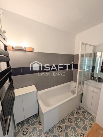 T3 traversant, lumineux avec balcon et parking